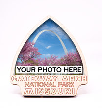 Load image into Gallery viewer, Gateway Arch National Park Arrowhead Photo Frame