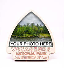 Load image into Gallery viewer, Voyageurs National Park Arrowhead Photo Frame