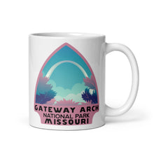 Load image into Gallery viewer, Gateway Arch National Park Mug